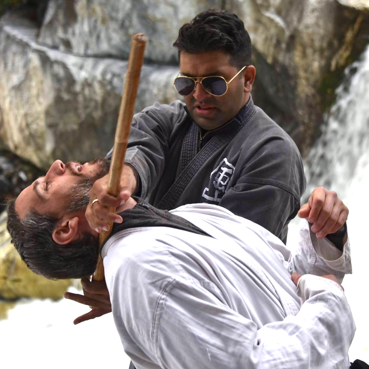 Maestro Lunia demonstrating martial arts technique
